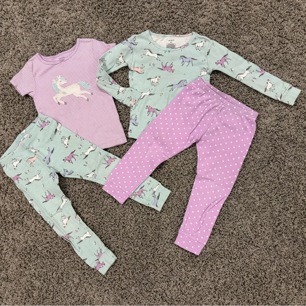 4 piece Carter’s unicorn girls pajama bundle, size 4